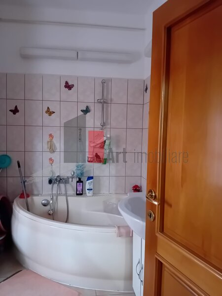 Sebastian, apartament 3 camere